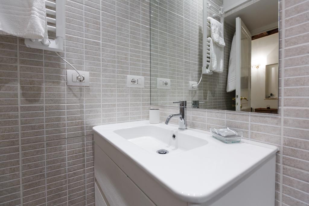 Navona, Old Rome Lodge Bilik gambar
