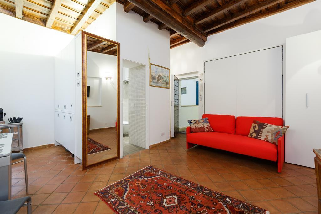 Navona, Old Rome Lodge Bilik gambar
