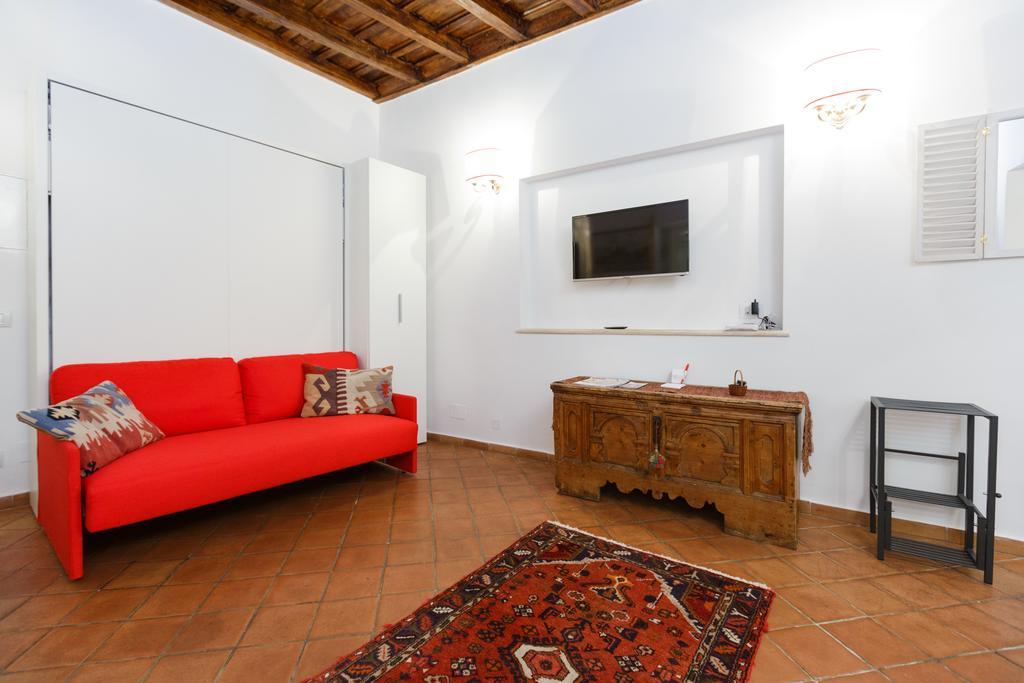 Navona, Old Rome Lodge Bilik gambar